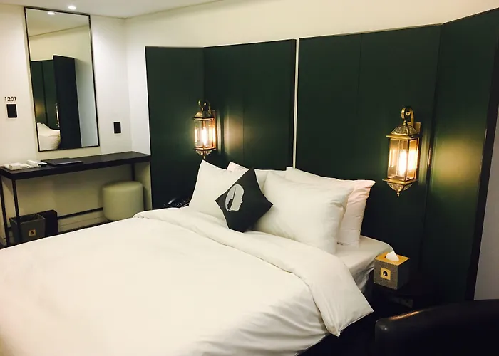 Hotel The Designers Yeouido 3* Сеул