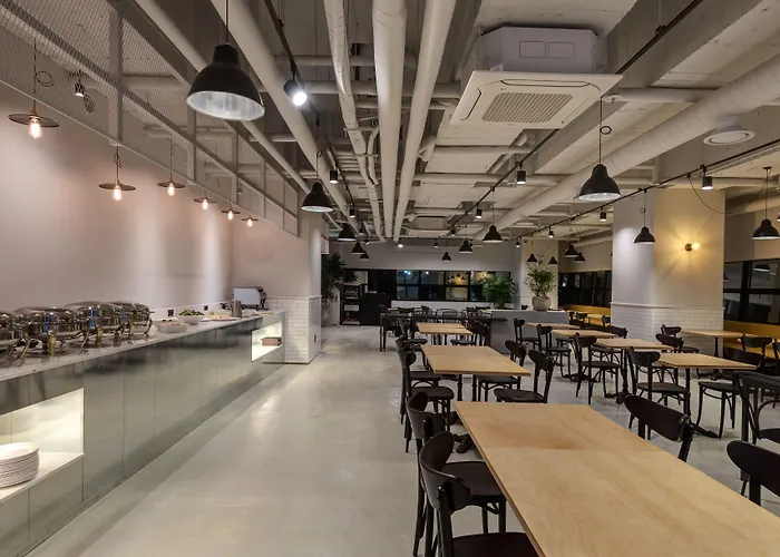 Отель Hotel The Designers Yeouido 3*