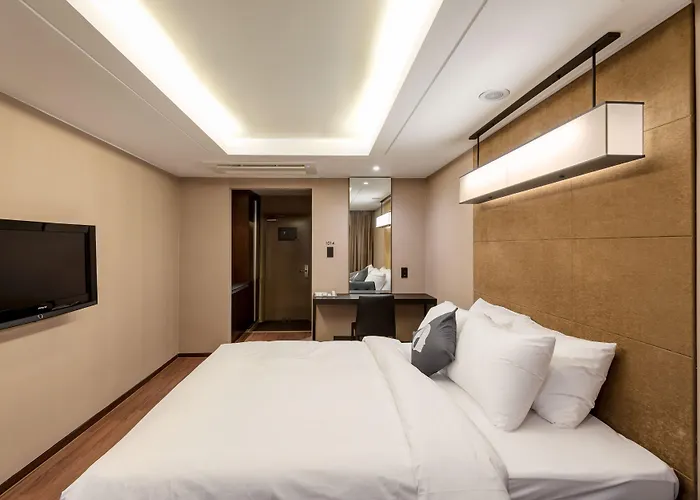 Hotel The Designers Yeouido 3* Сеул