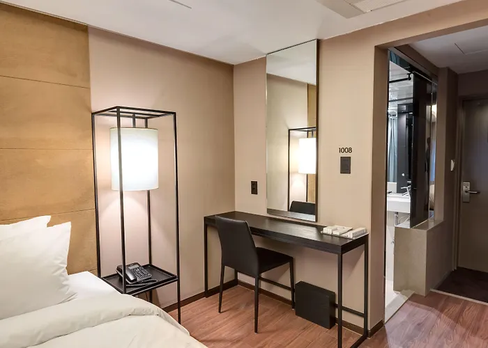 Hotel The Designers Yeouido Отель 3*
