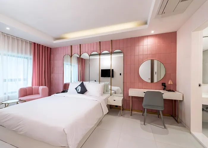 Отель Hotel The Designers Yeouido Сеул