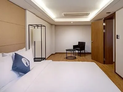 Отель Hotel The Designers Yeouido 3*