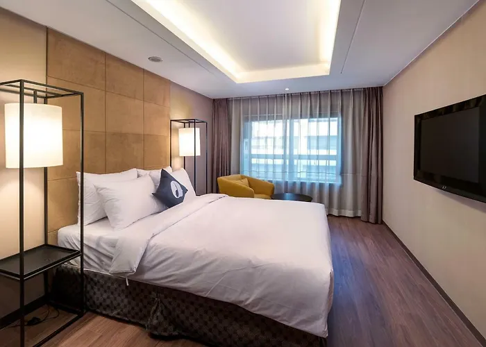 Отель Hotel The Designers Yeouido Сеул